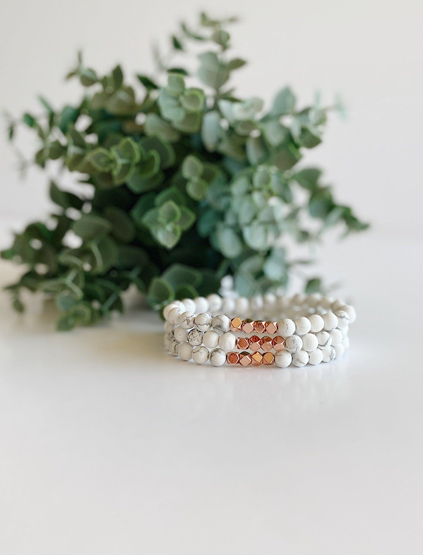 Howlite + Rose Gold bead bracelet