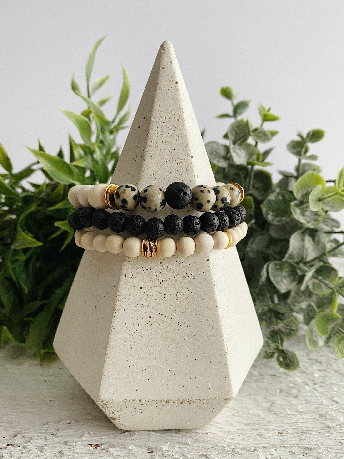 Dalmatian Jasper + White Wood bead bracelet